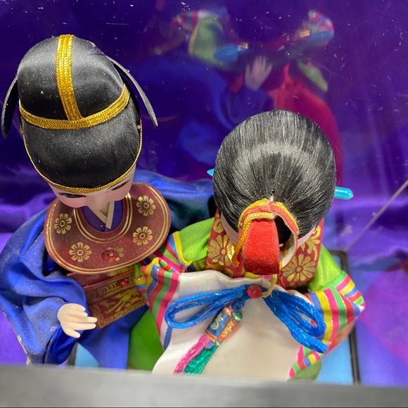 📌Vintage Korean Wedding Couple / Festive Dressed Bride & Groom - Picture 13 of 14